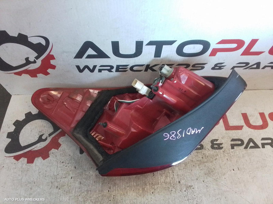 2008 Toyota Rav4 Left Taillight