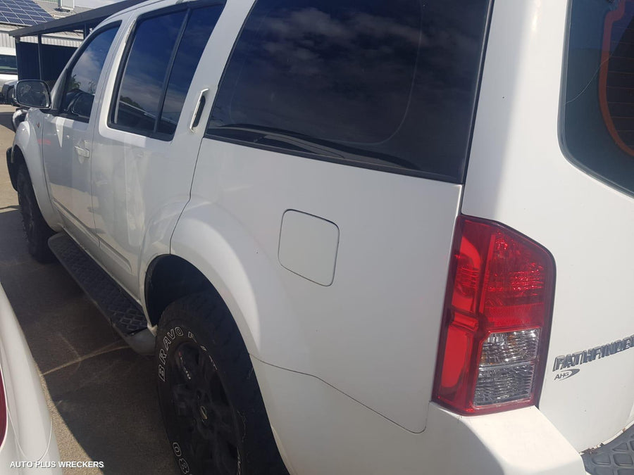 2006 Nissan Pathfinder Left Headlamp