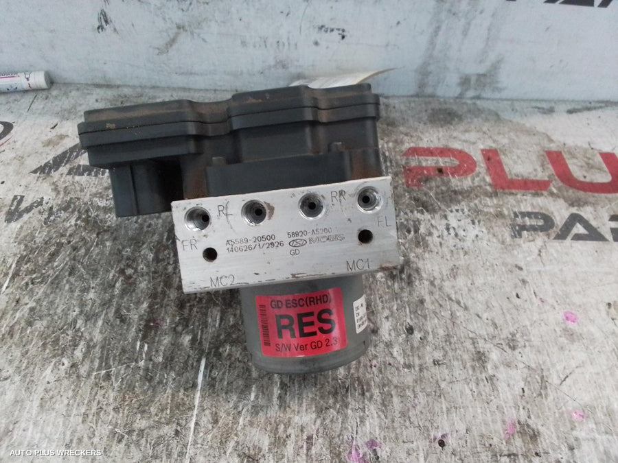 2012-2017 Hyundai I30 Abs Pump Modulator