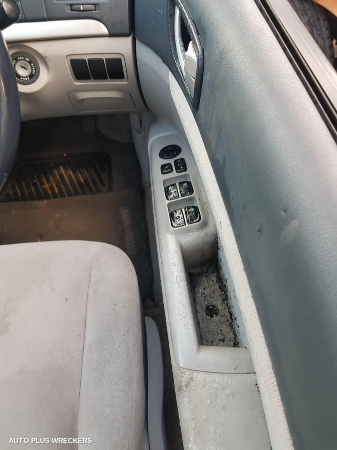 2005 Hyundai Sonata Right Headlamp