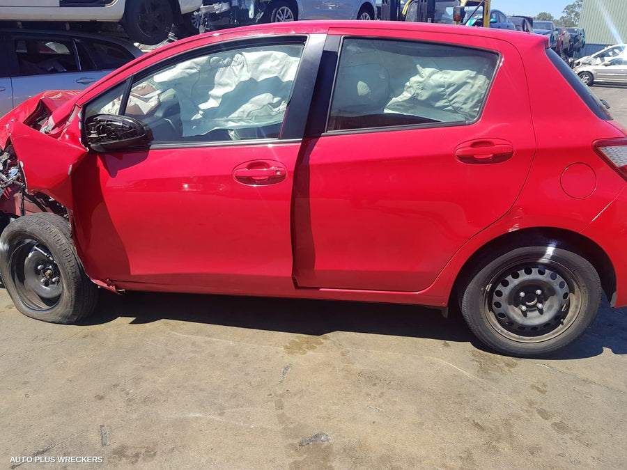 2018 Toyota Yaris Left Rear Door Window