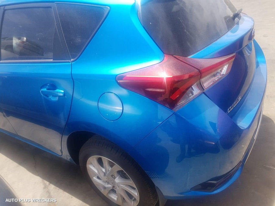 2016 Toyota Corolla Sunvisor