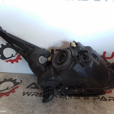2009-2011 Holden Cruze Left Headlamp