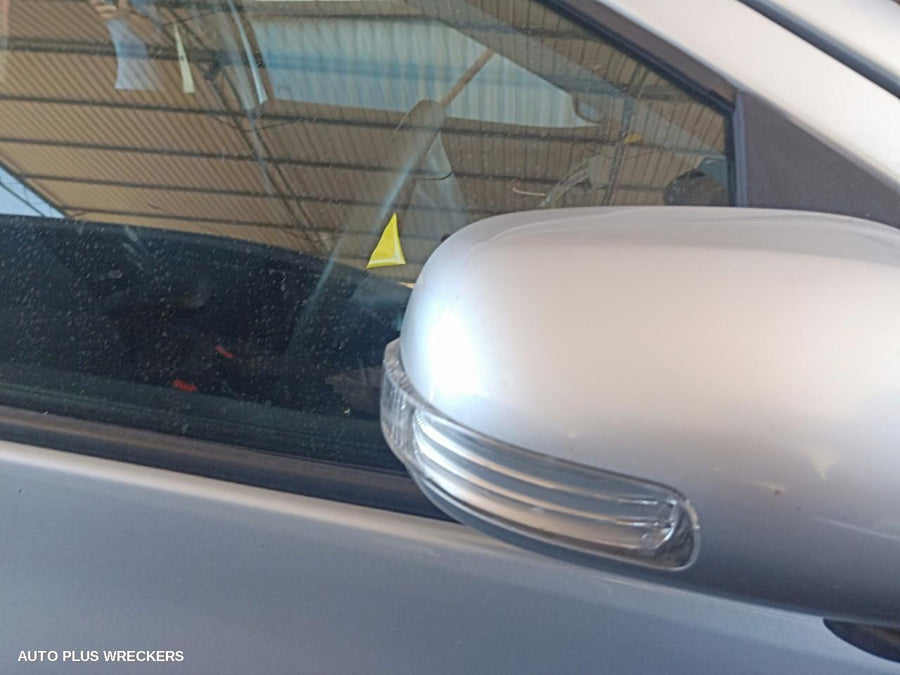 2009 Toyota Yaris Left Rear Door Window