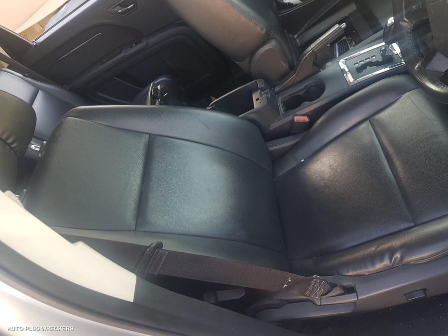 2010 Dodge Journey Right Door Mirror