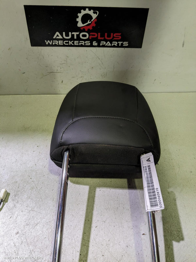 2017-2023 Jeep Compass Headrest