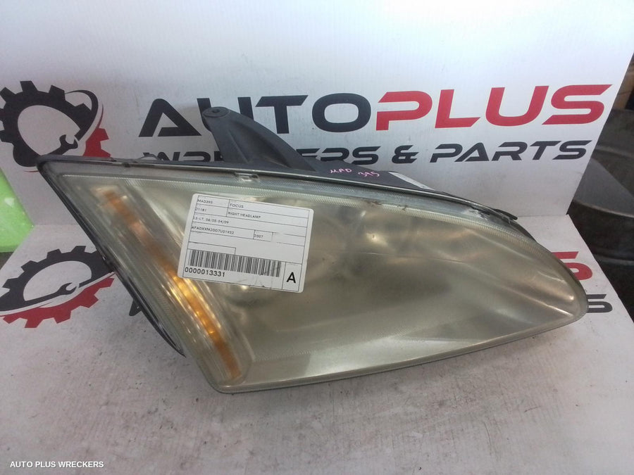 2007 Ford Focus Right Headlamp