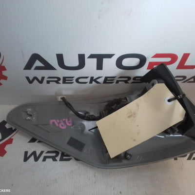 2014-2016 Toyota Kluger Right Taillight