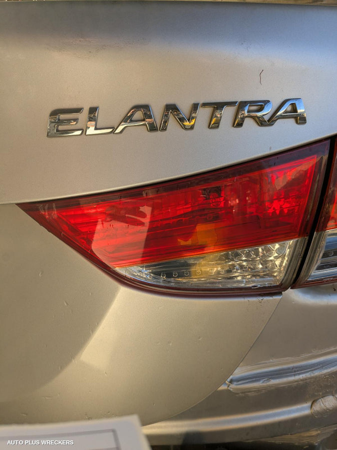2012 Hyundai Elantra Rear Garnish