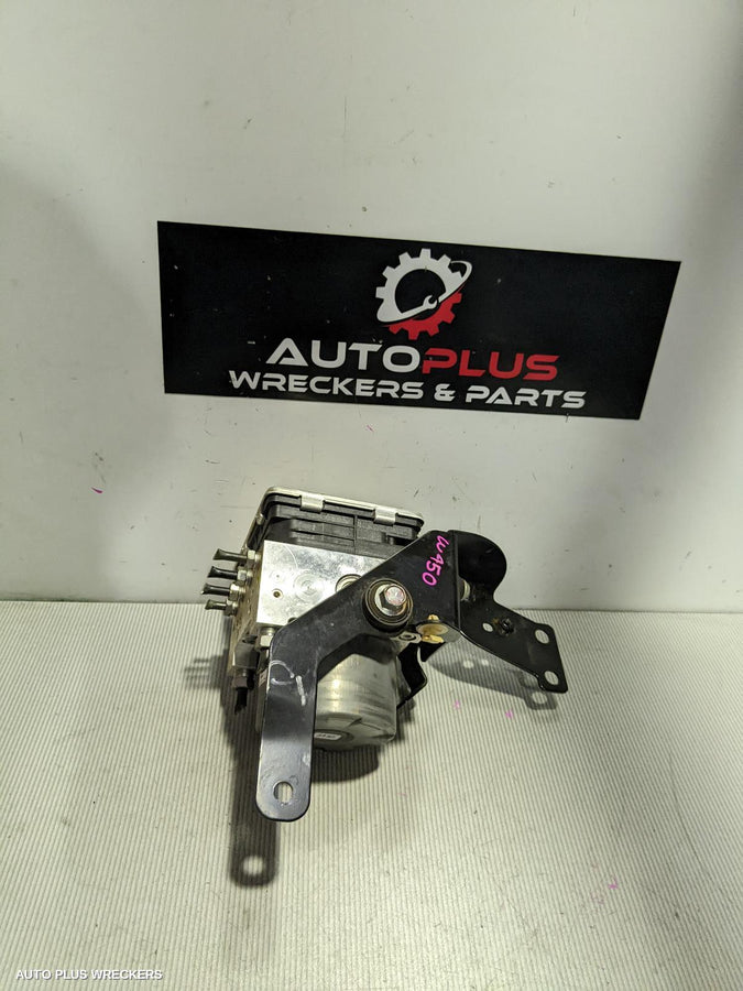 2017 Mitsubishi Outlander Abs Pump Modulator