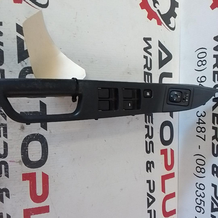 2002-2008 Mitsubishi Lancer Pwr Dr Wind Switch