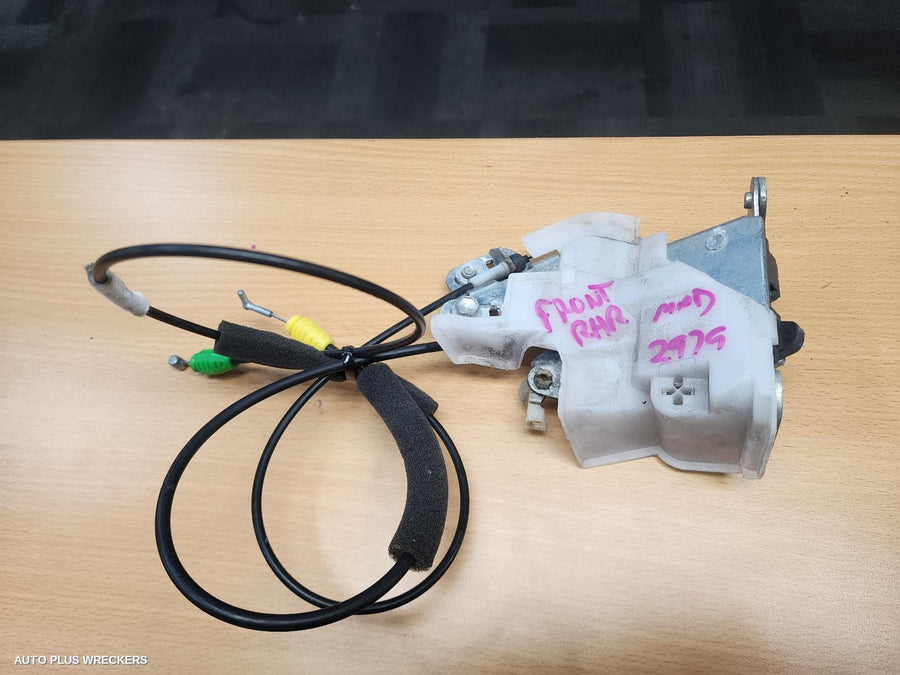 2007 Toyota Tarago Door Boot Gate Lock