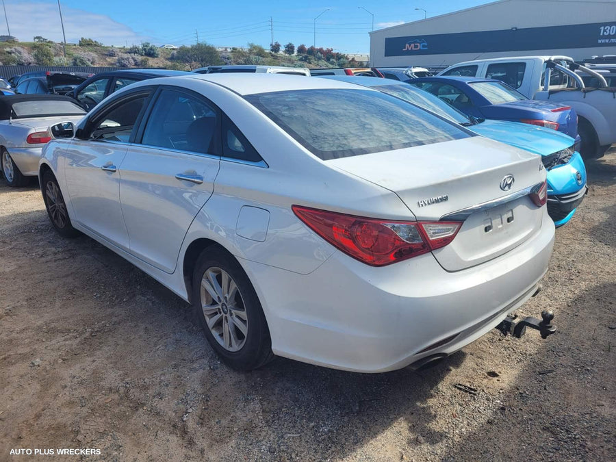 2010 Hyundai I45 Left Rear Wnd Reg Motor