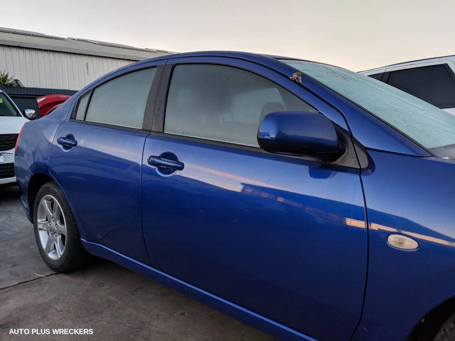 2006 Mitsubishi 380 Left Headlamp