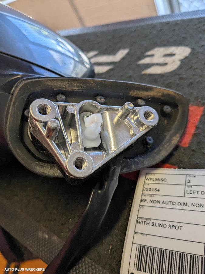 2023 Mazda 3 Left Door Mirror