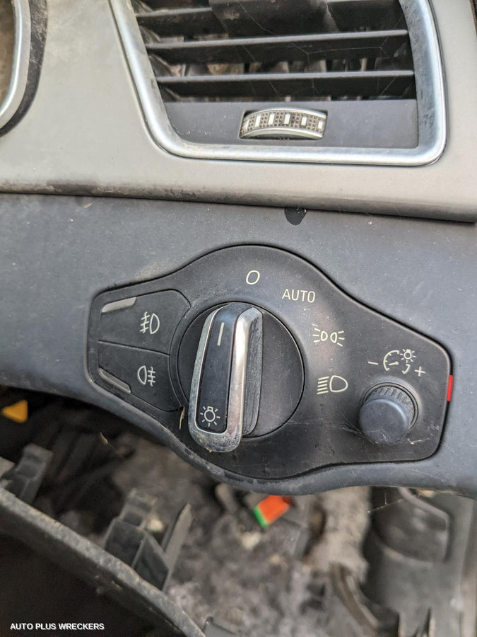 2014 Audi A5 Left Indicator Fog Side
