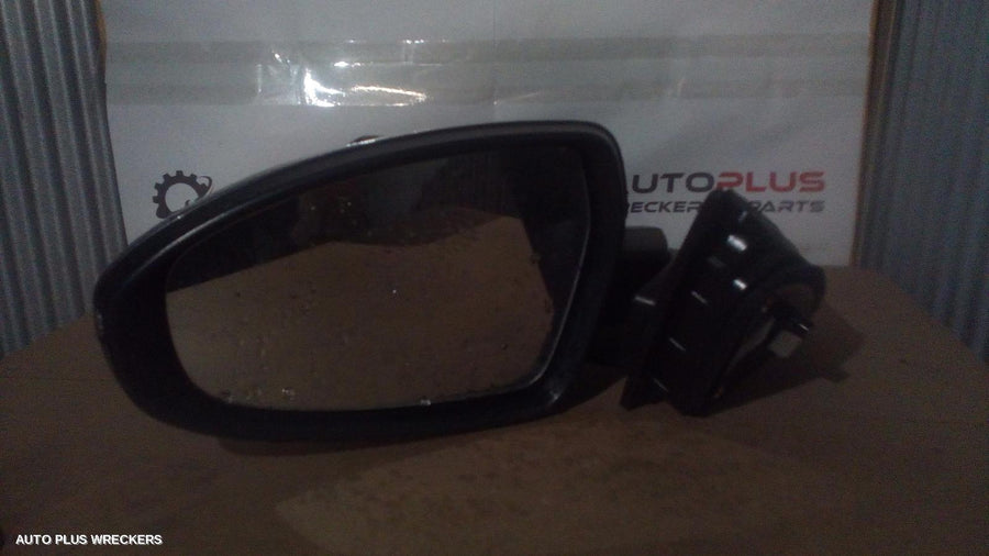 2018-2024 Kia Cerato Left Door Mirror