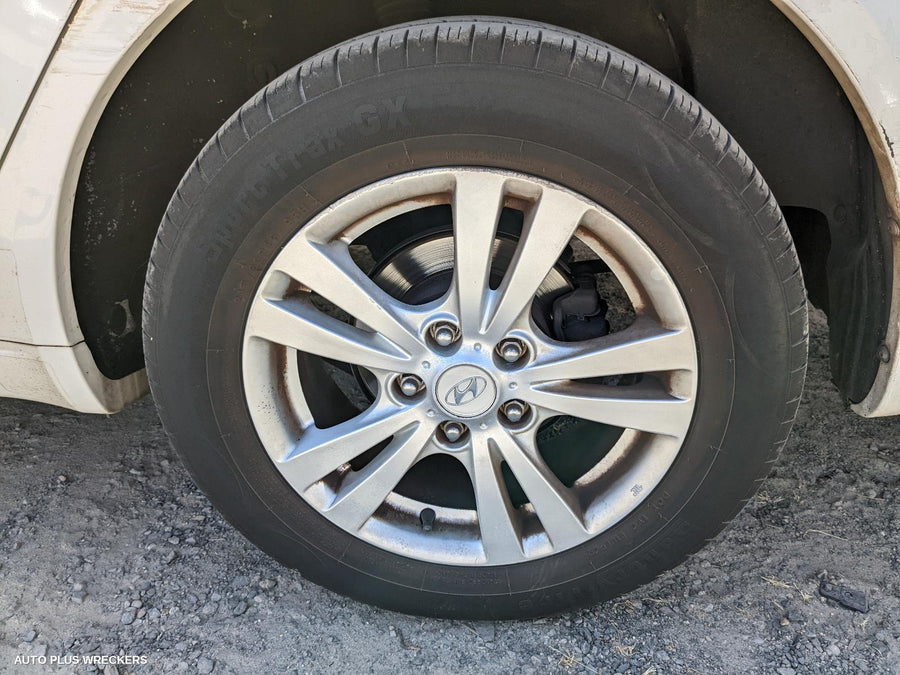 2009 Hyundai Sonata Bonnet