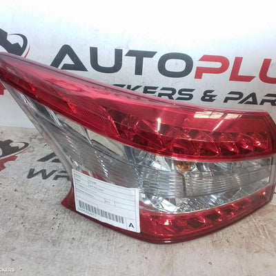 2012-2017 Nissan Pulsar Left Taillight