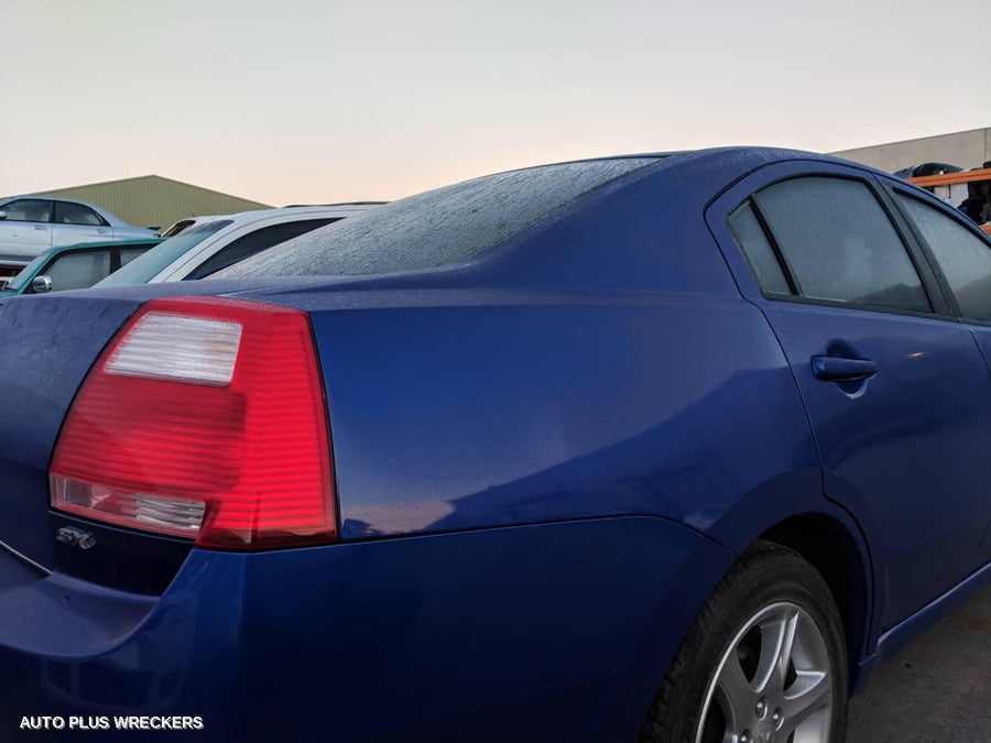 2006 Mitsubishi 380 Bootlid Tailgate