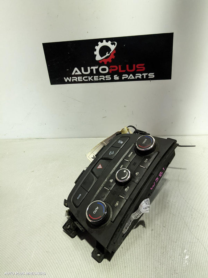 2017 Holden Captiva Heater Ac Controls