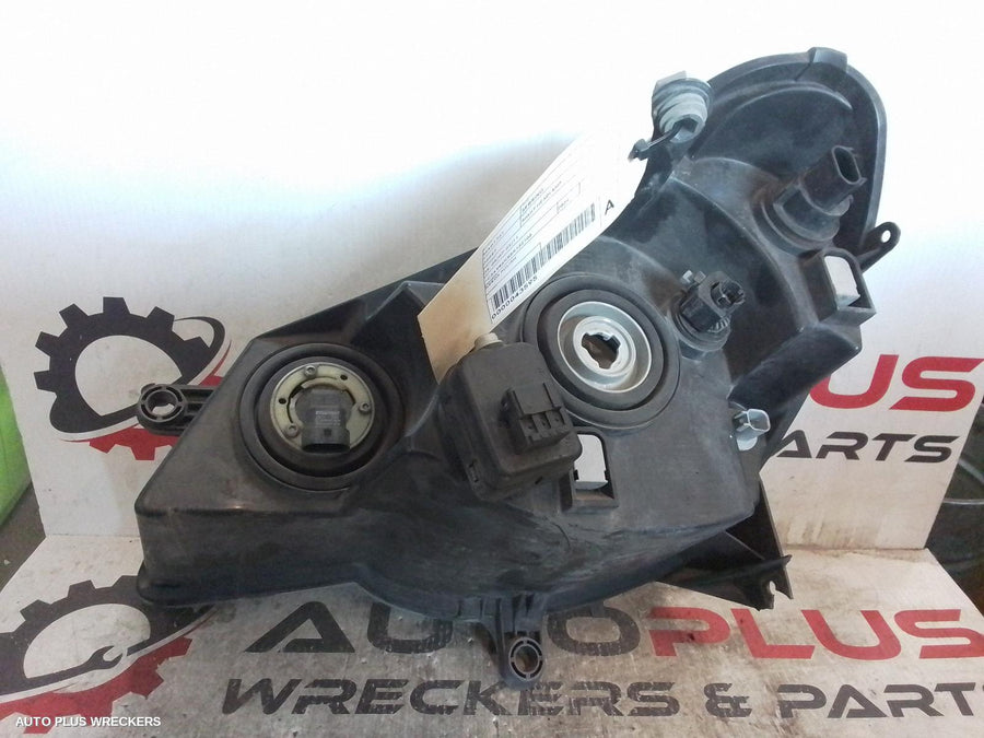 2007-2011 Chrysler Sebring Right Headlamp