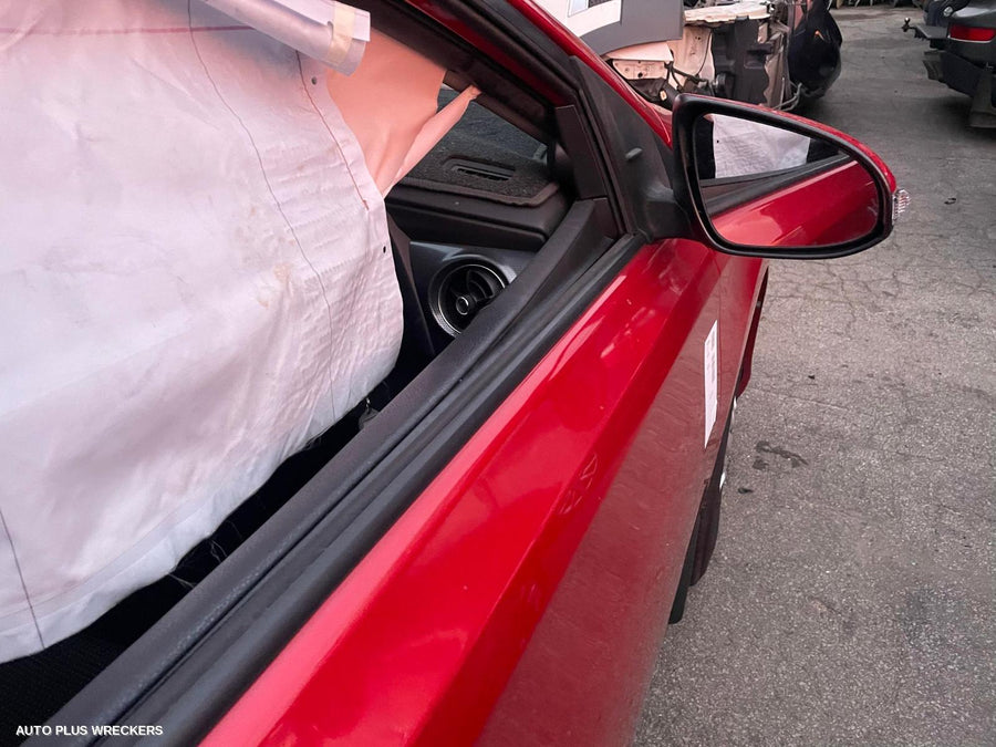 2016 Toyota Corolla Column