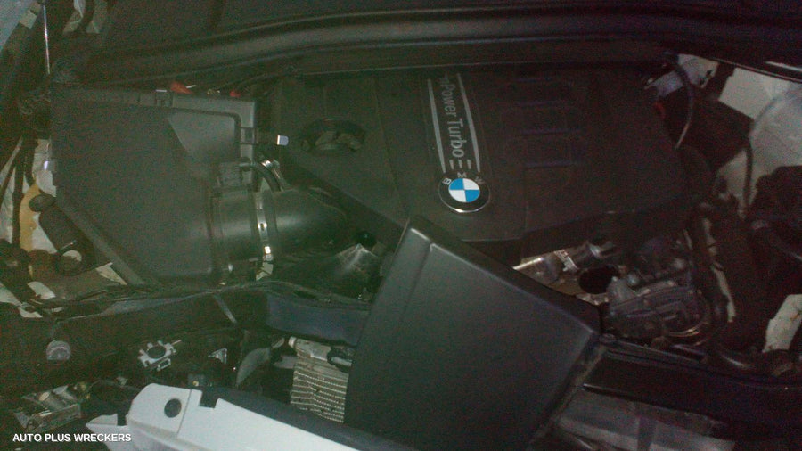 2013 Bmw X1 Left Rear Door Sliding