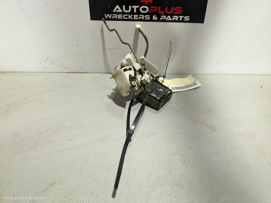 2004 Mazda 6 Door Boot Gate Lock