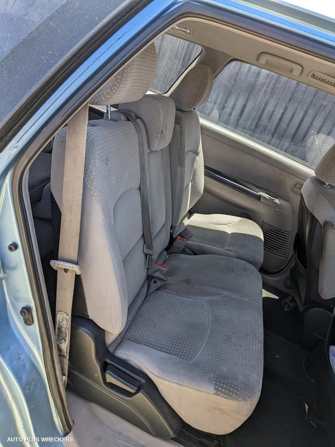 2005 Mitsubishi Grandis Left Front Door
