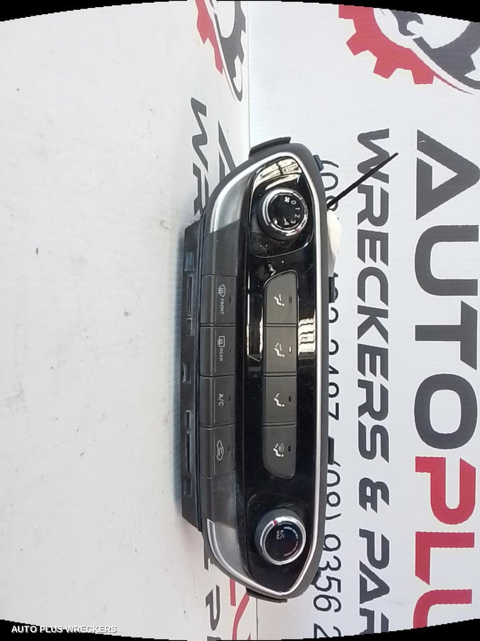 2017-2025 Hyundai I30 Heater Ac Controls