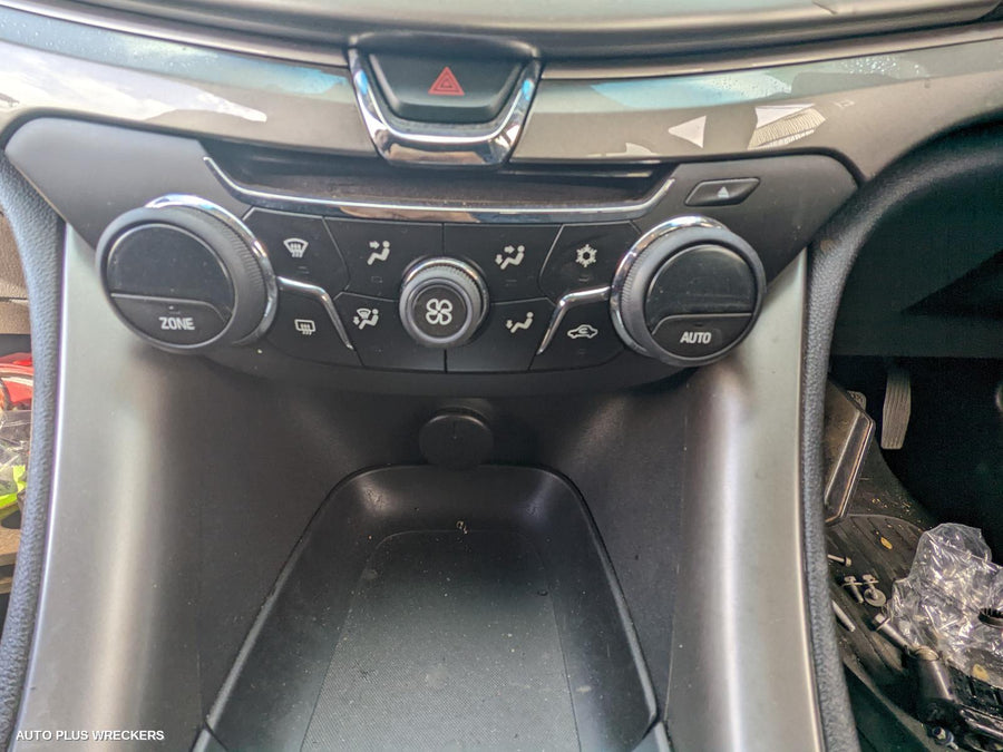 2014 Holden Commodore Radio Cd Dvd Sat Tv