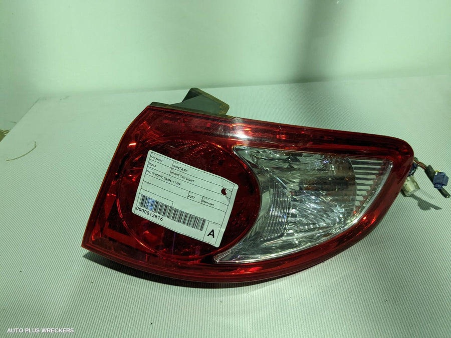 2007 Hyundai Santa Fe Right Taillight