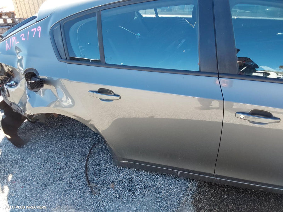 2013 Holden Cruze Right Rear Door Window