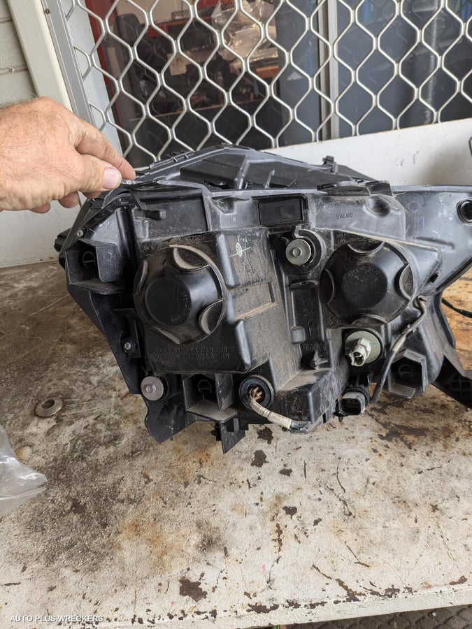 2015-2022 Ford Ranger Left Headlamp