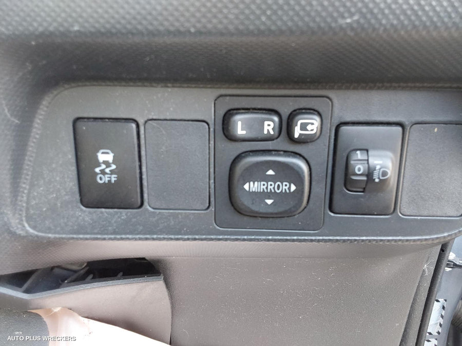 2010 Toyota Corolla Pwr Dr Wind Switch