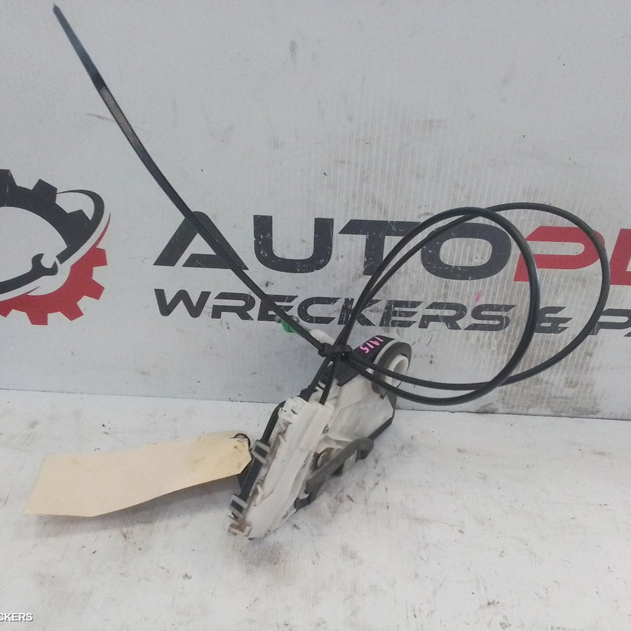 2014-2019 Toyota Yaris Door Boot Gate Lock