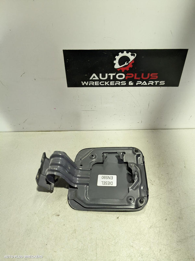 2018 Mitsubishi Triton Fuel Door   Filler