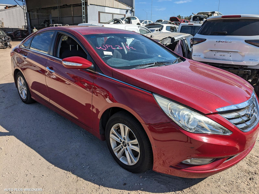 2010 Hyundai I45 Left Taillight