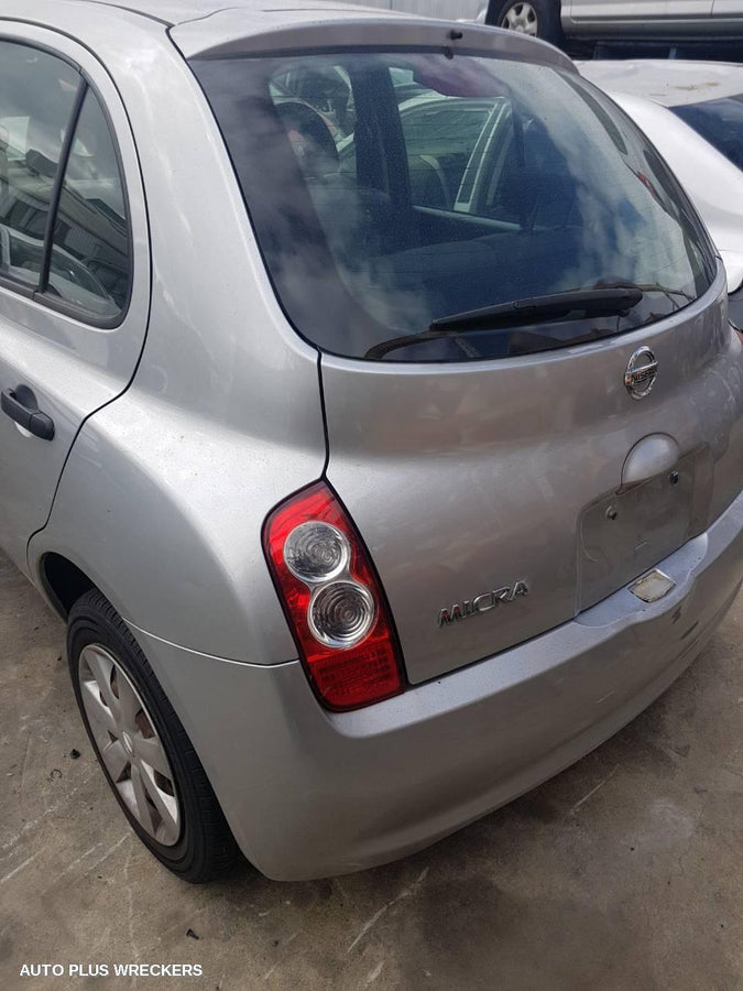 2010 Nissan Micra Left Front Door