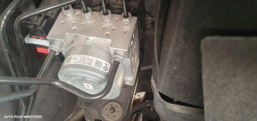 2015 Volkswagen Golf Abs Pump Modulator