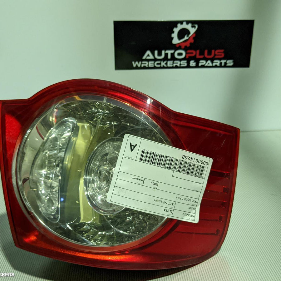 2006-2011 Volkswagen Jetta Left Taillight
