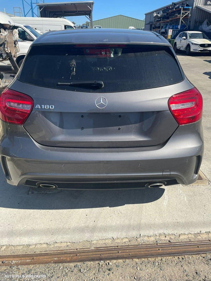 2015 MERCEDES A CLASS RIGHT DRIVESHAFT