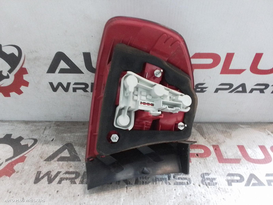 2005-2008 Bmw 3 Series Right Taillight