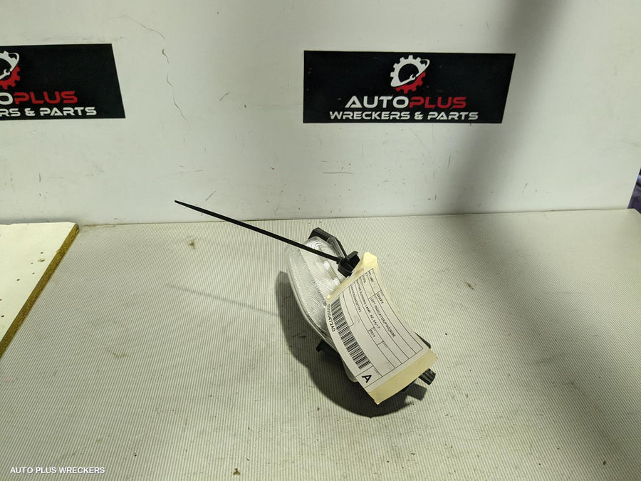 2019 Suzuki Swift Left Indicator Fog Side