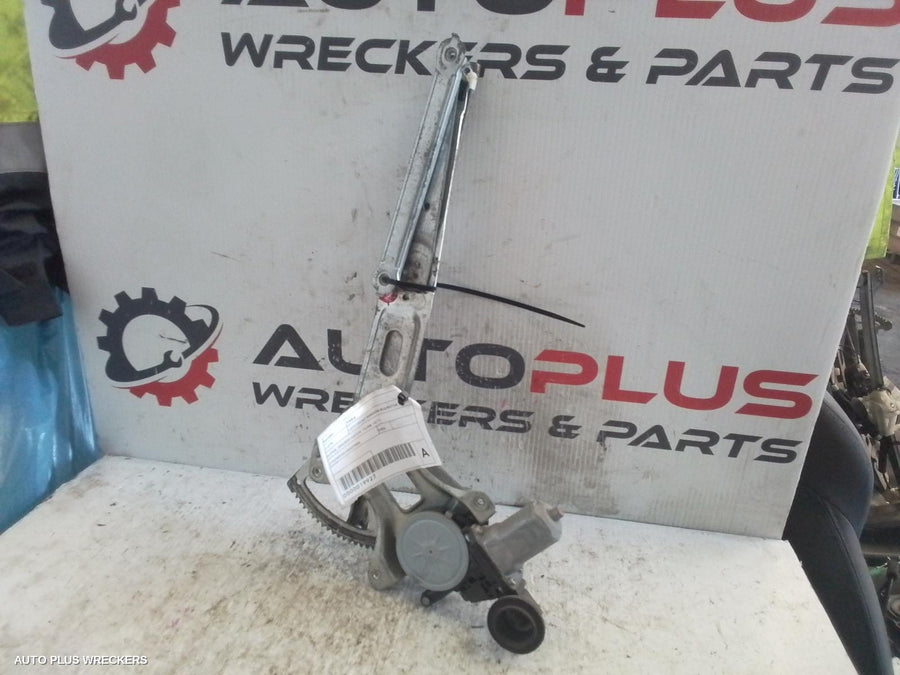 2005-2011 Toyota Yaris Left Front Window Reg Motor