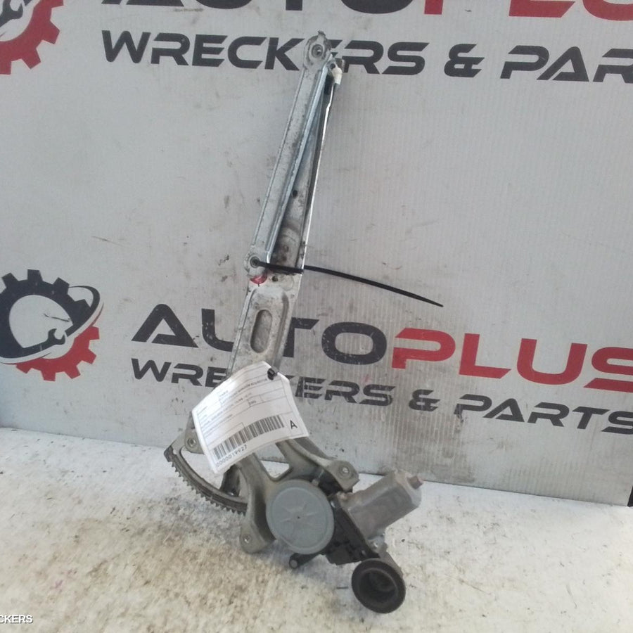 2005-2011 Toyota Yaris Left Front Window Reg Motor