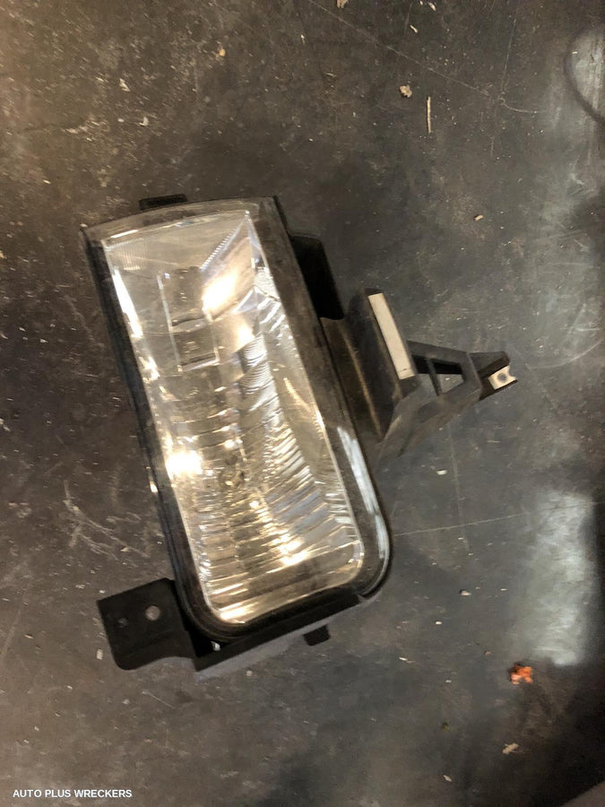 2011 Toyota Landcruiser Left Indicator Fog Side