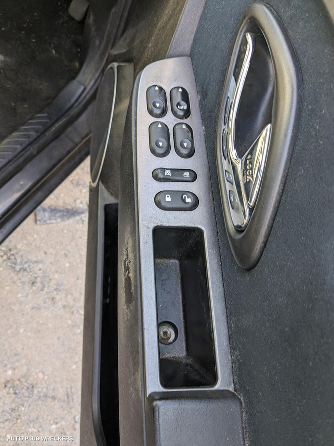 2010 Ford Escape Rear Tailgate Glass