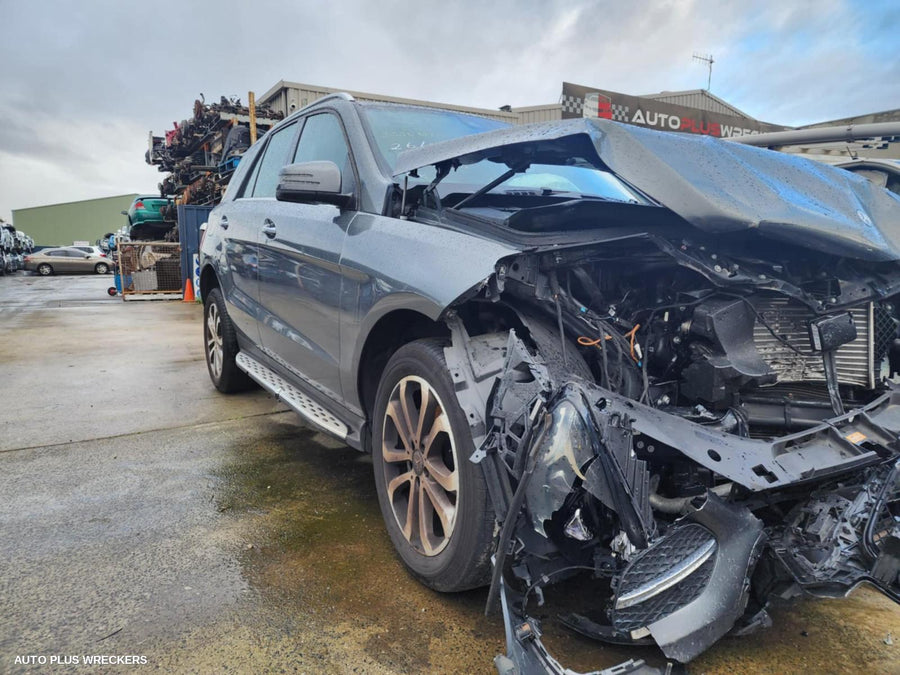 2017 Mercedes Gle Class Right Rear Door Window